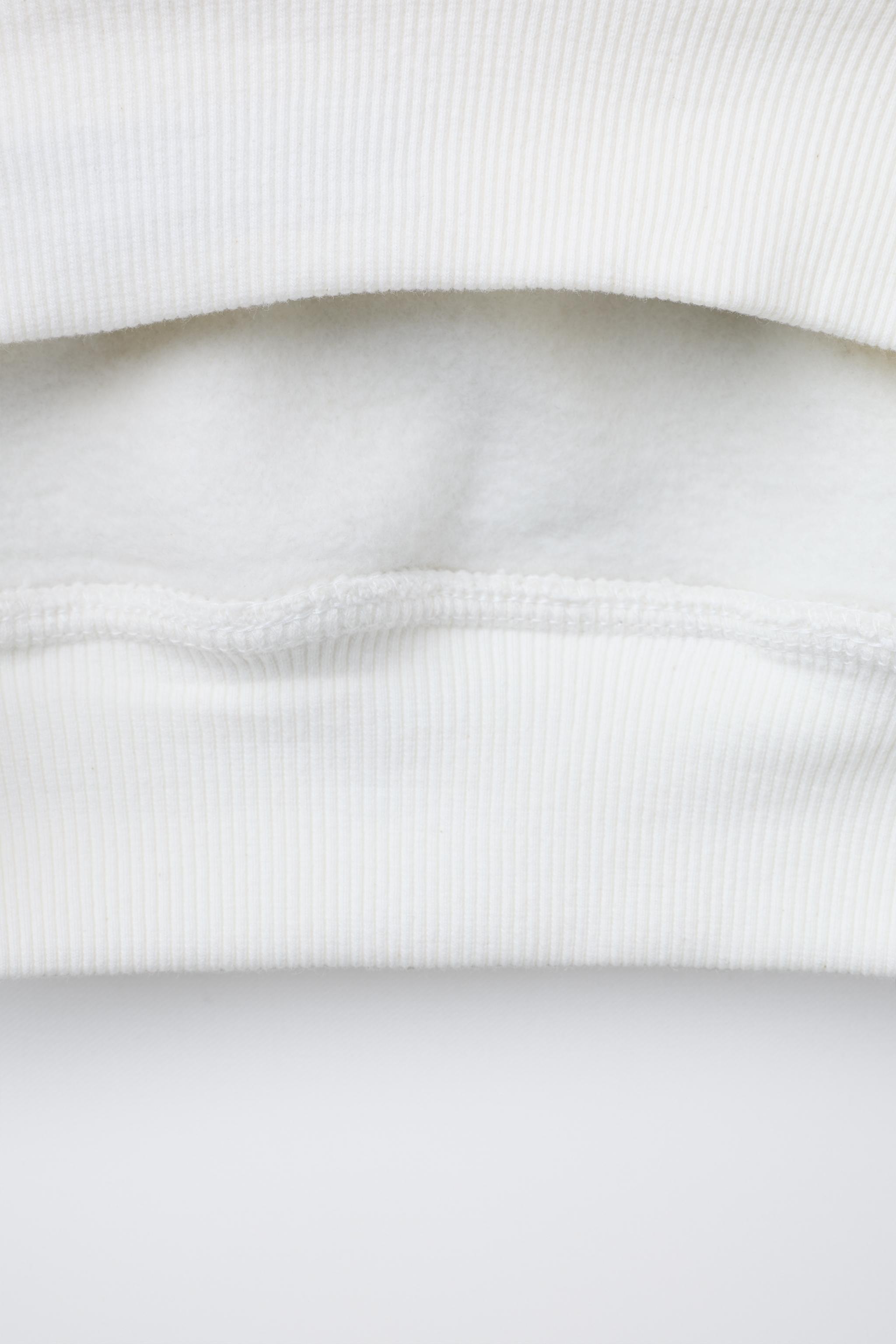 HOODIE SWEATSHIRT WITH TEXT